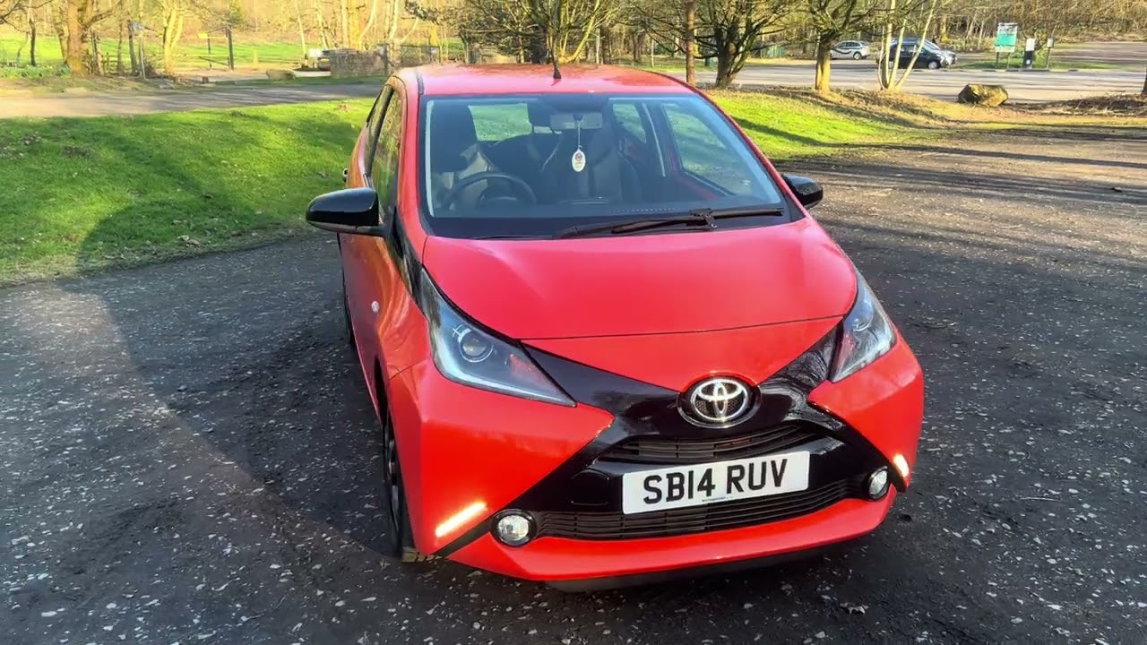 TOYOTA AYGO 1.0 VVT-i x-cite (2014/14)