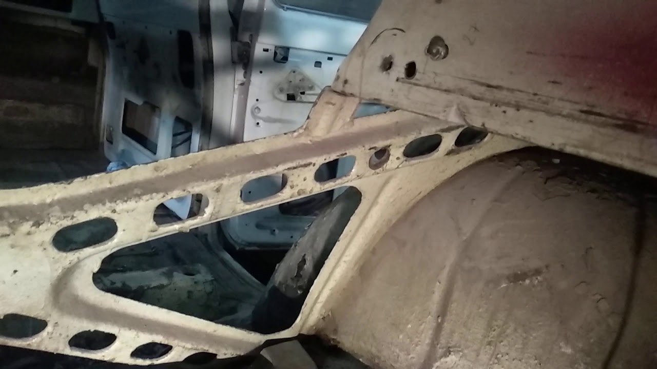 ГАЗ 21 Крышка багажника открывается как надо. продолжения  в комментариях