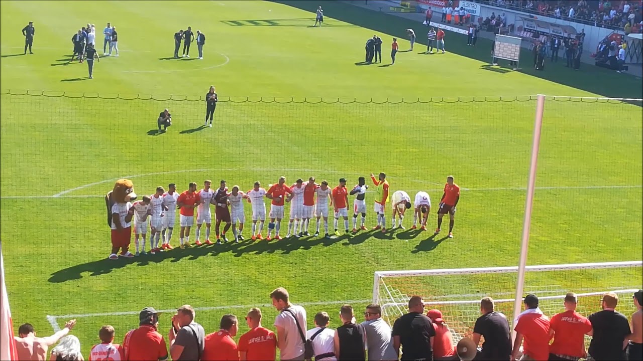 HFC vs 1860 - Abfeiern nach dem 3:0