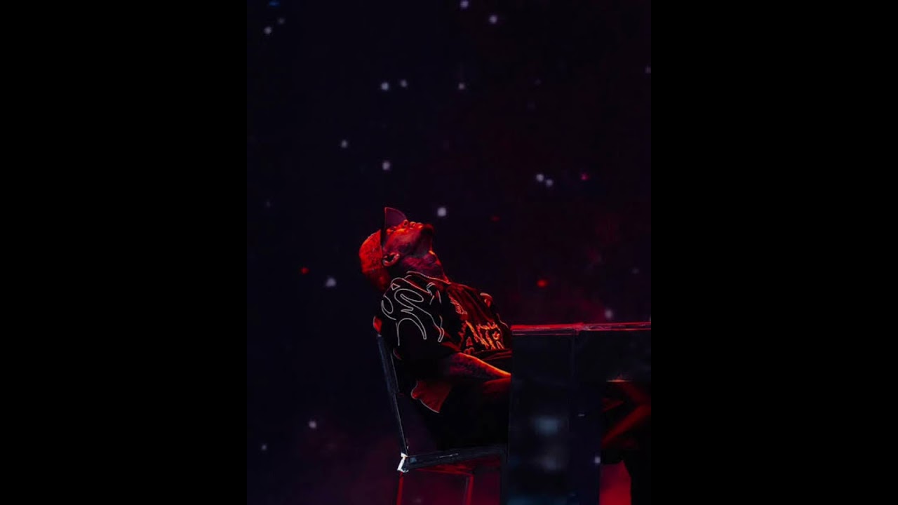 After Midnight Slow Whine- CHRIS BROWN (OFFICIAL LYRICS)