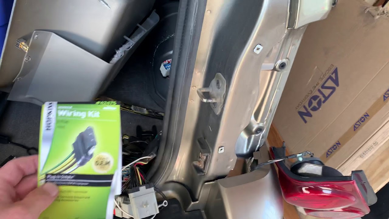 2005 Jeep Liberty factory trailer harness (part 1)