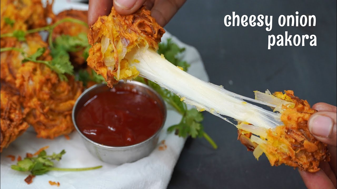 10 mins Cheesy Onion Pakora Snack || Cheese Stuffed Crispy Onion Pakora Recipe
