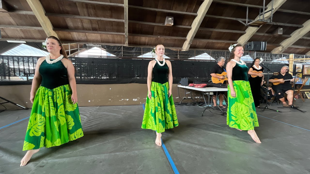 Hula Up Close 2024 Hilo Orchid Show