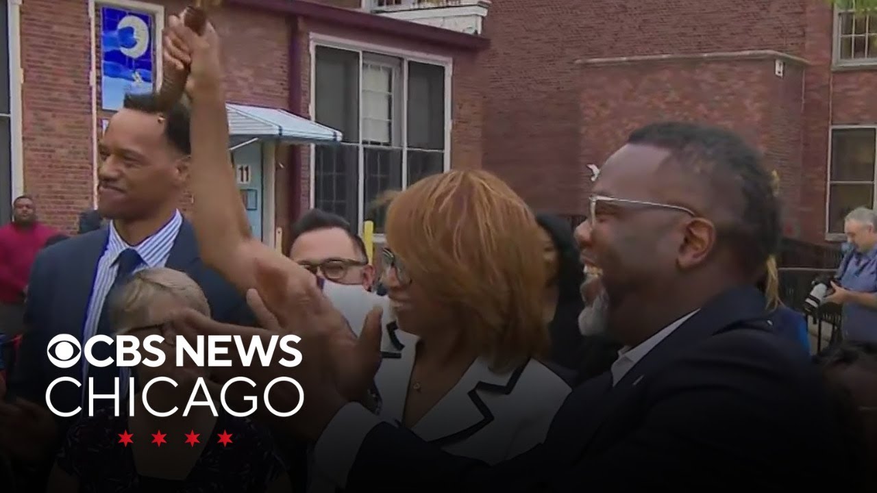 CPS students return to school amid $734 million budget deficit