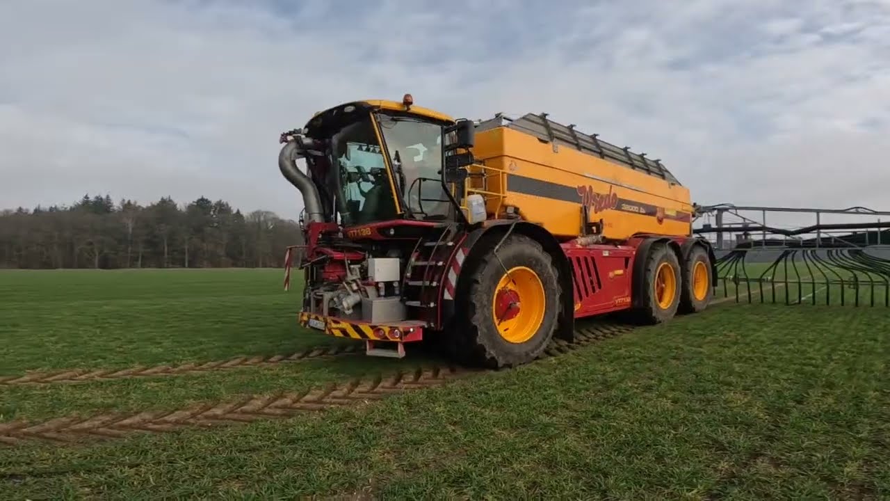 Vredo VT 7138-3 vom Lu Harries in der Gärrestausbringung (Harries in Aktion Teil 11)