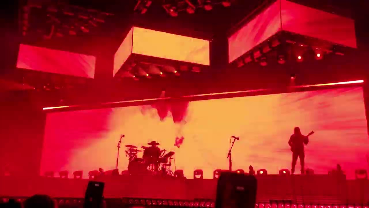 Bad Omens  - The Death Of Peace Of Mind | LIVE @ Dublin, 3Arena. (21.11.2025.)