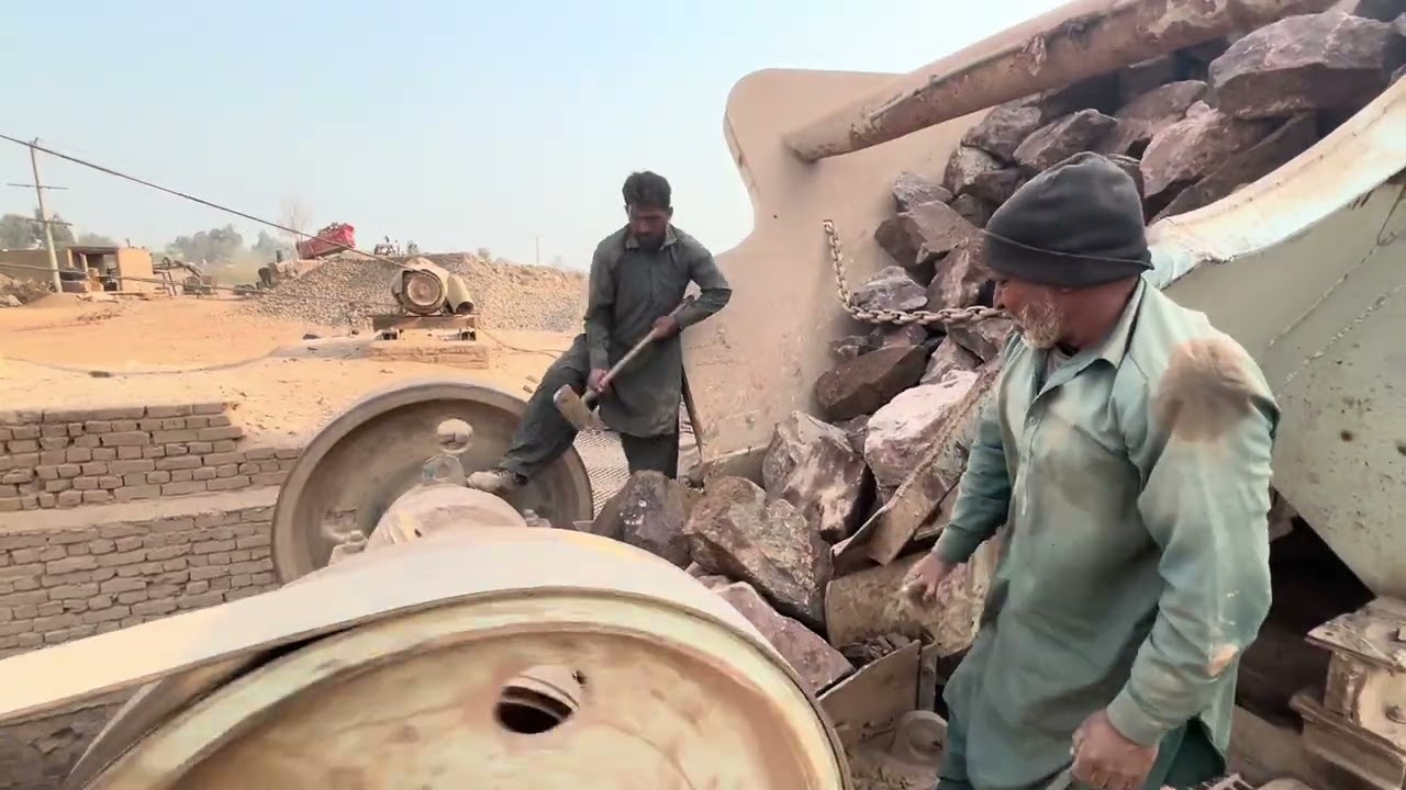 Stone Crushing Process | Complete Quarry Crushing Plant Working