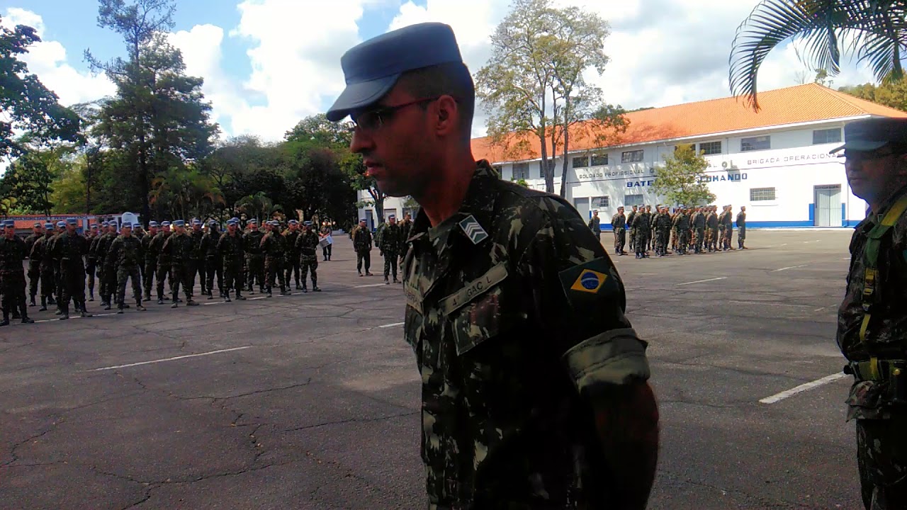 Entrega da Boina NPOR 4 GACl Juiz de Fora MG