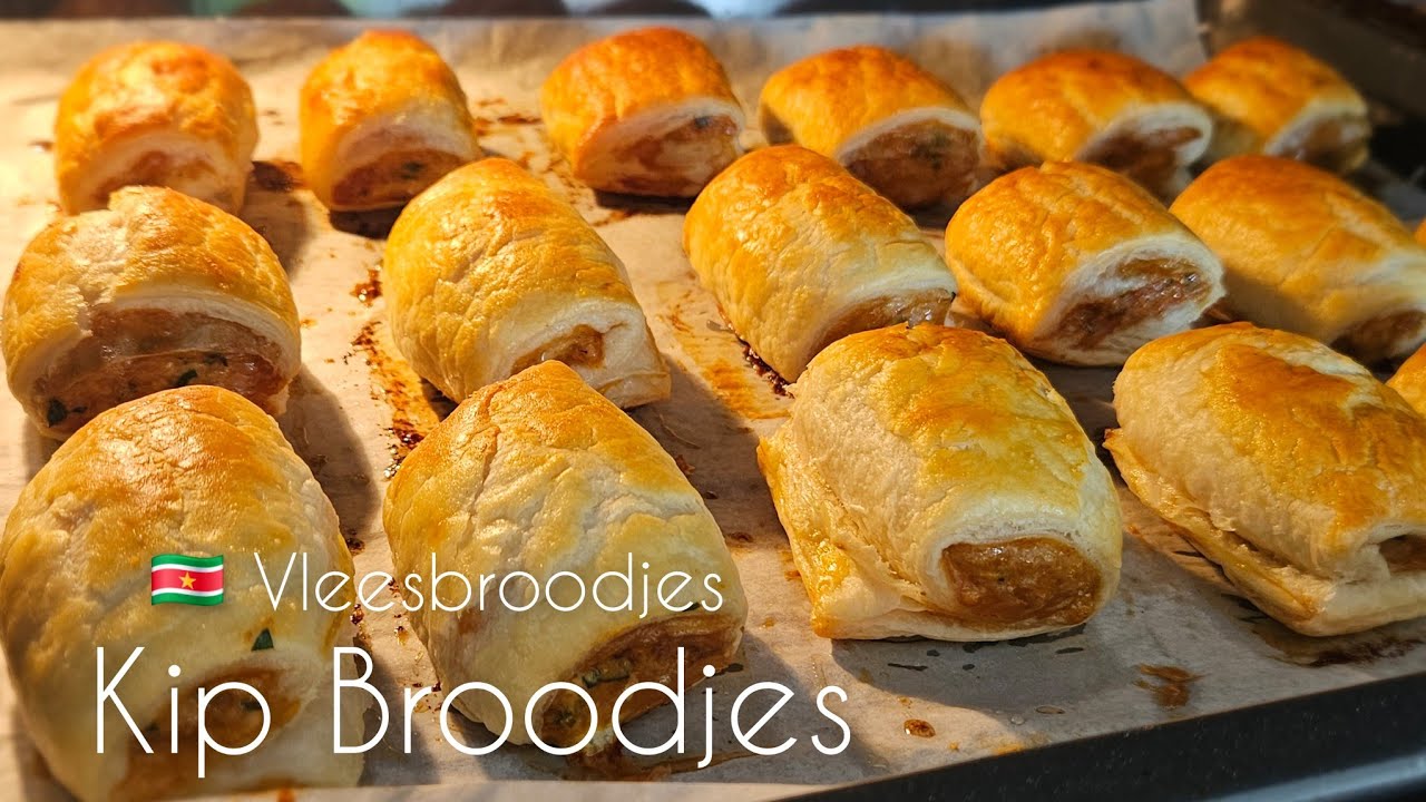 🇸🇷 Surinaamse kip broodjes (vleesbroodjes) met ketchup sambal  maken recept| chicken meat bread|