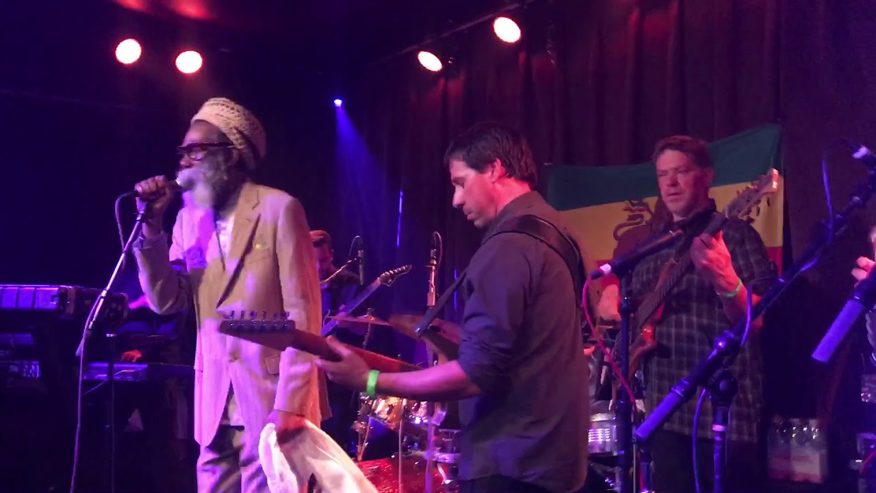 Favorite Cup (Live)HQ-Don Carlos