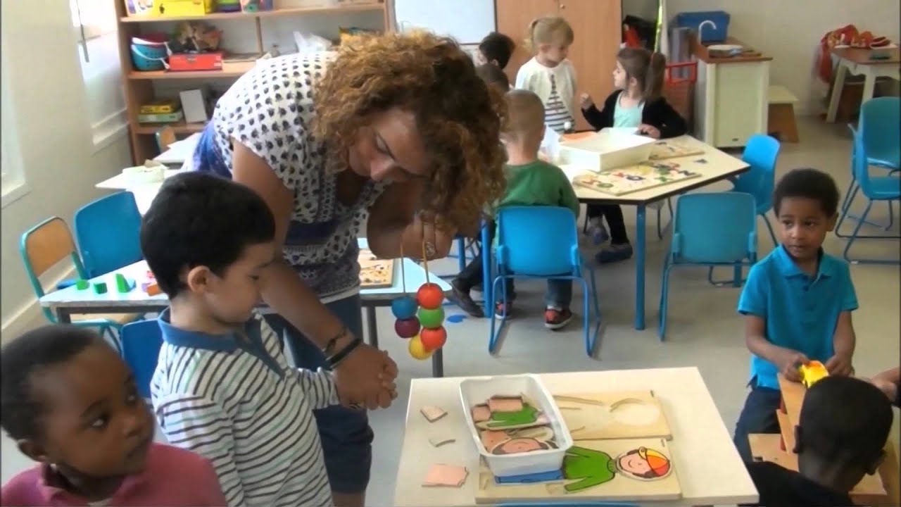 Canal-Autisme_ Elisabeth-Bintz_Travailler avec un élève autiste_1.1. Introduction