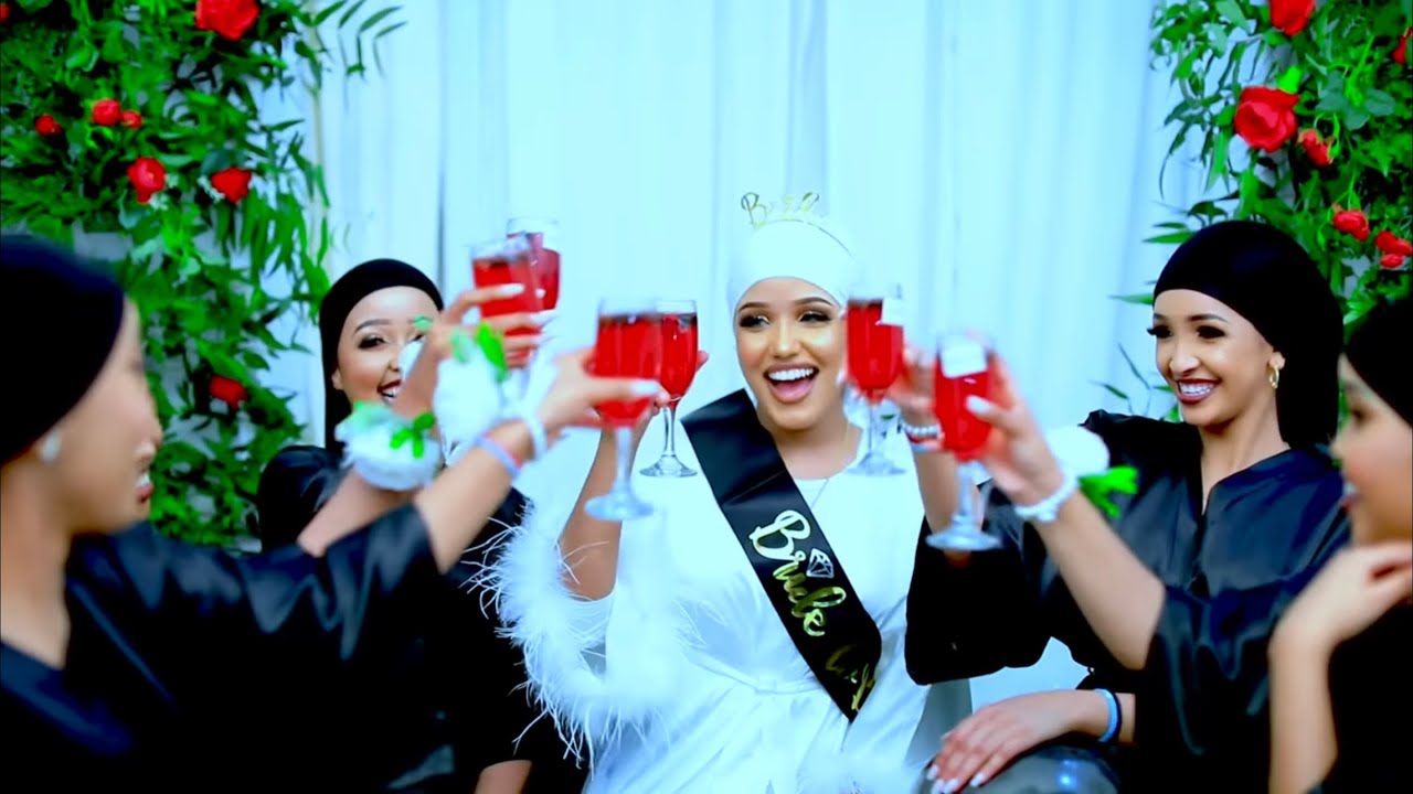 XAFLADII RIYAQ ABDI O INABA  CAADI EHEN / Bride to be party 🎉
