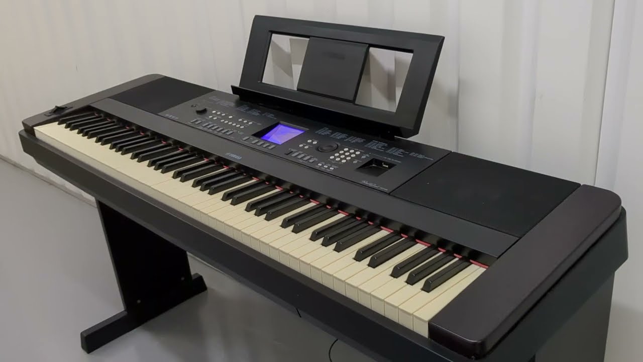 Yamaha DGX-650 digital piano keyboard arranger in black stock number 24088