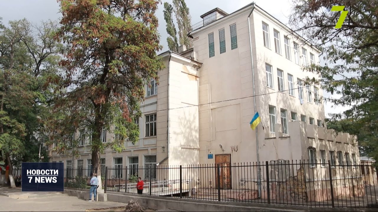 Второклассница травмировалась на школьном дворе
