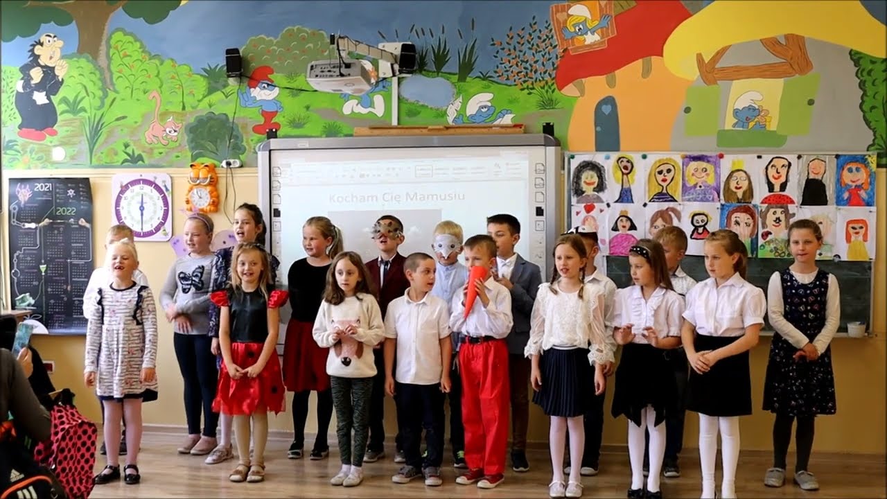 Klasowy Dzień Mamy w klasach 1 - 3 naszej szkoły. 2022 rok.