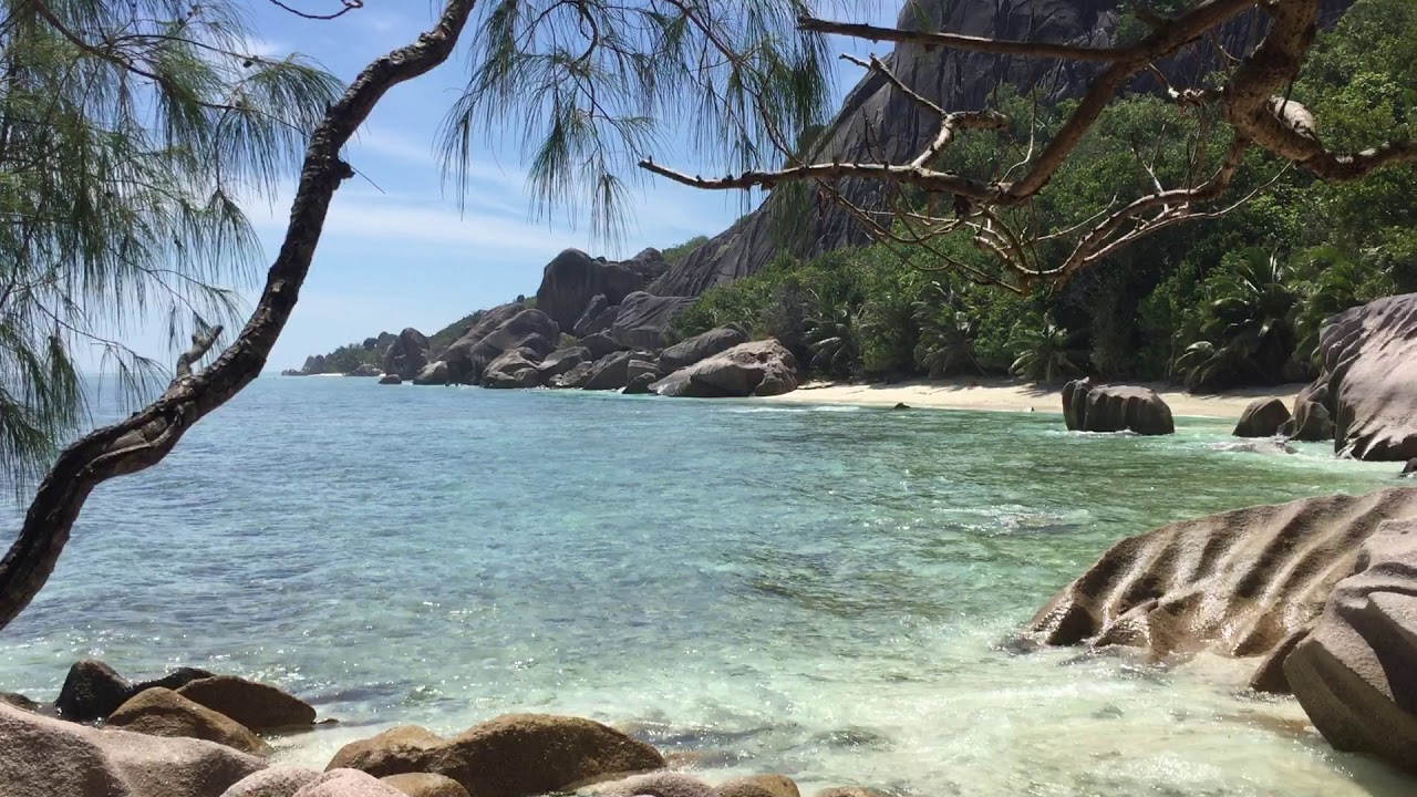 Plage d'Anse Pierrot - aux Seychelles