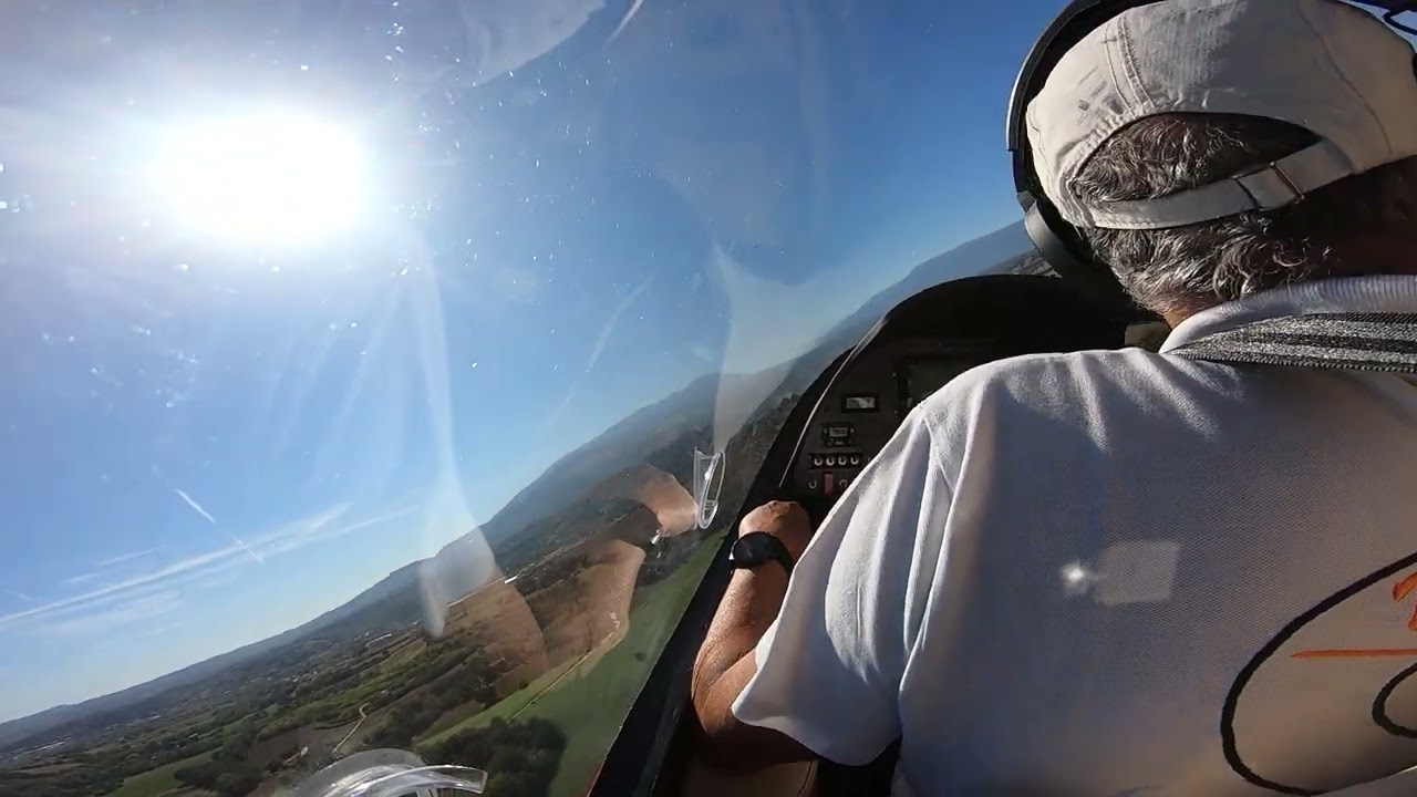 Take off Magni gyro M26 Victor from aviosuperficie Alanno