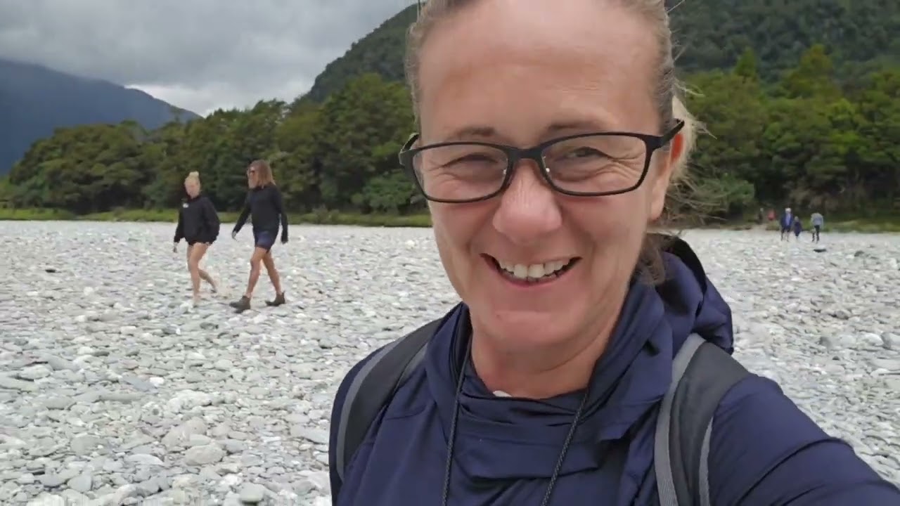 New Zealand South Island Waterfalls and amazing landscapes