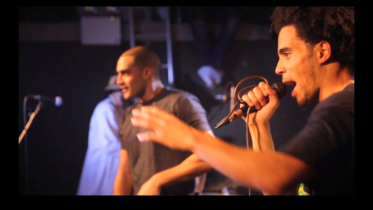 Akala - Behind My Painted Smile Ft. Lowkey ( Live )