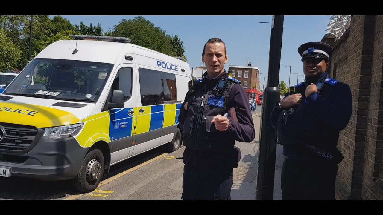 Islington Police Station - PCSO is trying to abuse Section 43 of the Terrorism Act 2000