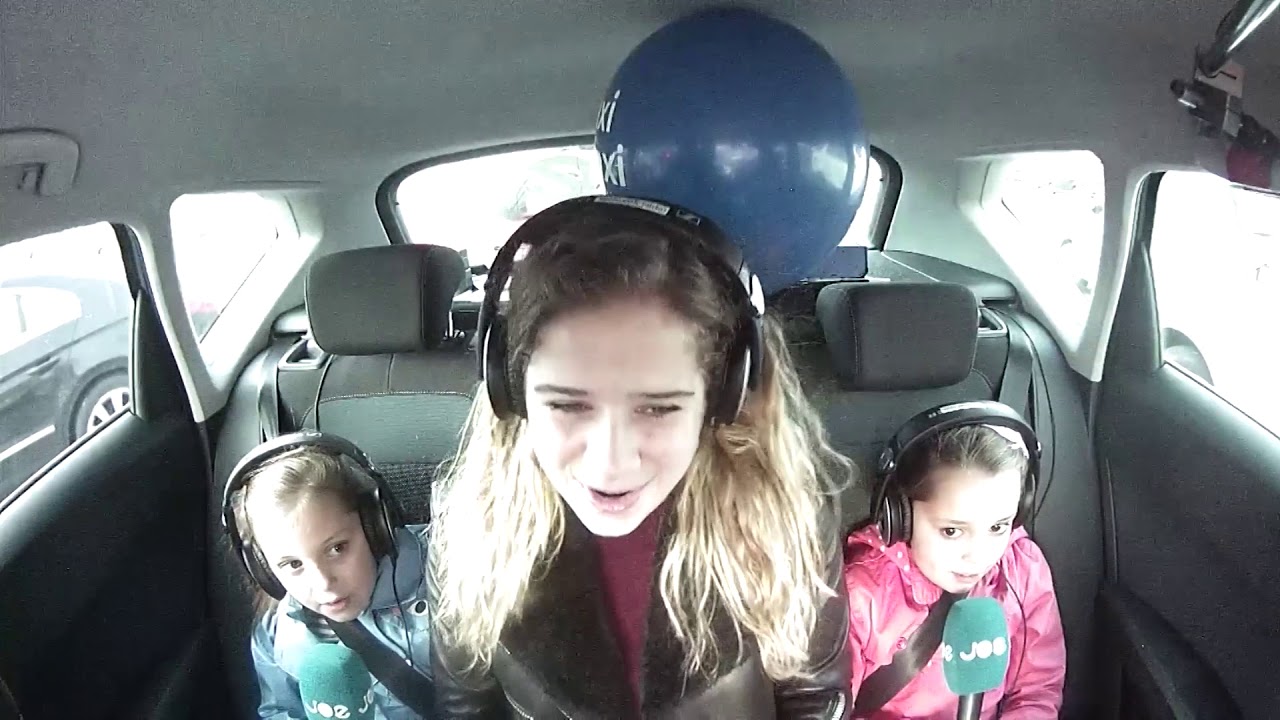 Taxi Relaxi: Laura Tesoro zingt Higher met Margo en Marie-Lou
