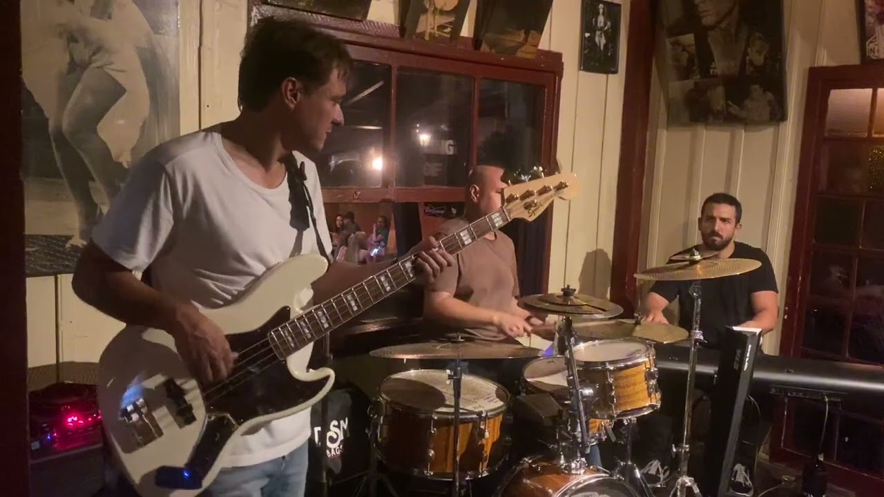 Take Five - Com Calebe (piano) Rodrigo (bass)