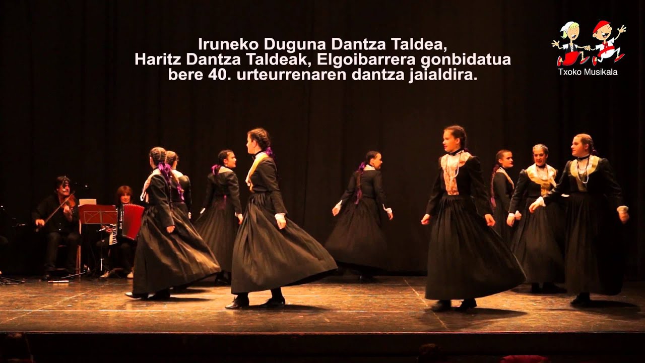 201311230202 Duguna Dantza Taldea Haritz Dantza Talderen dantza jaialdian