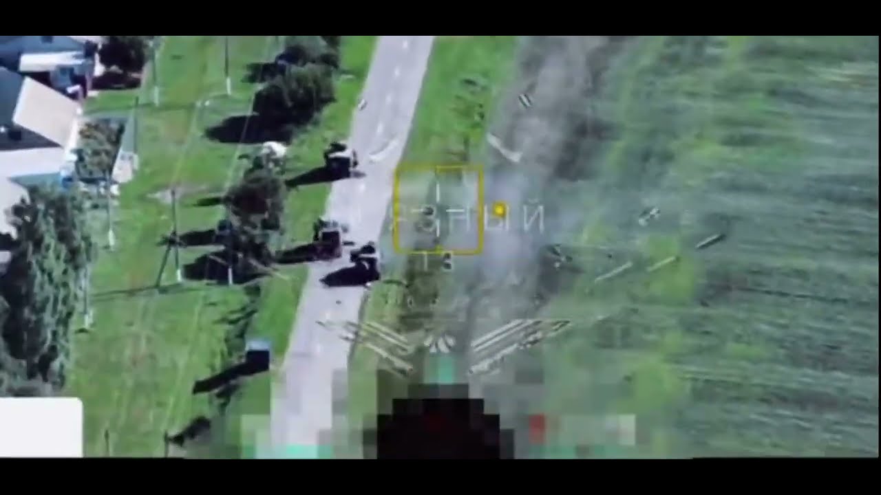 Large Ukrainian Armored column ambushed by Two Russian BTR-82A (19 vs 2)