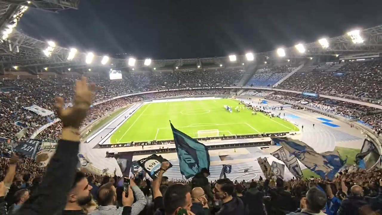 1&deg; Agosto Pioveva Napoli Torino 2-0 Curva B