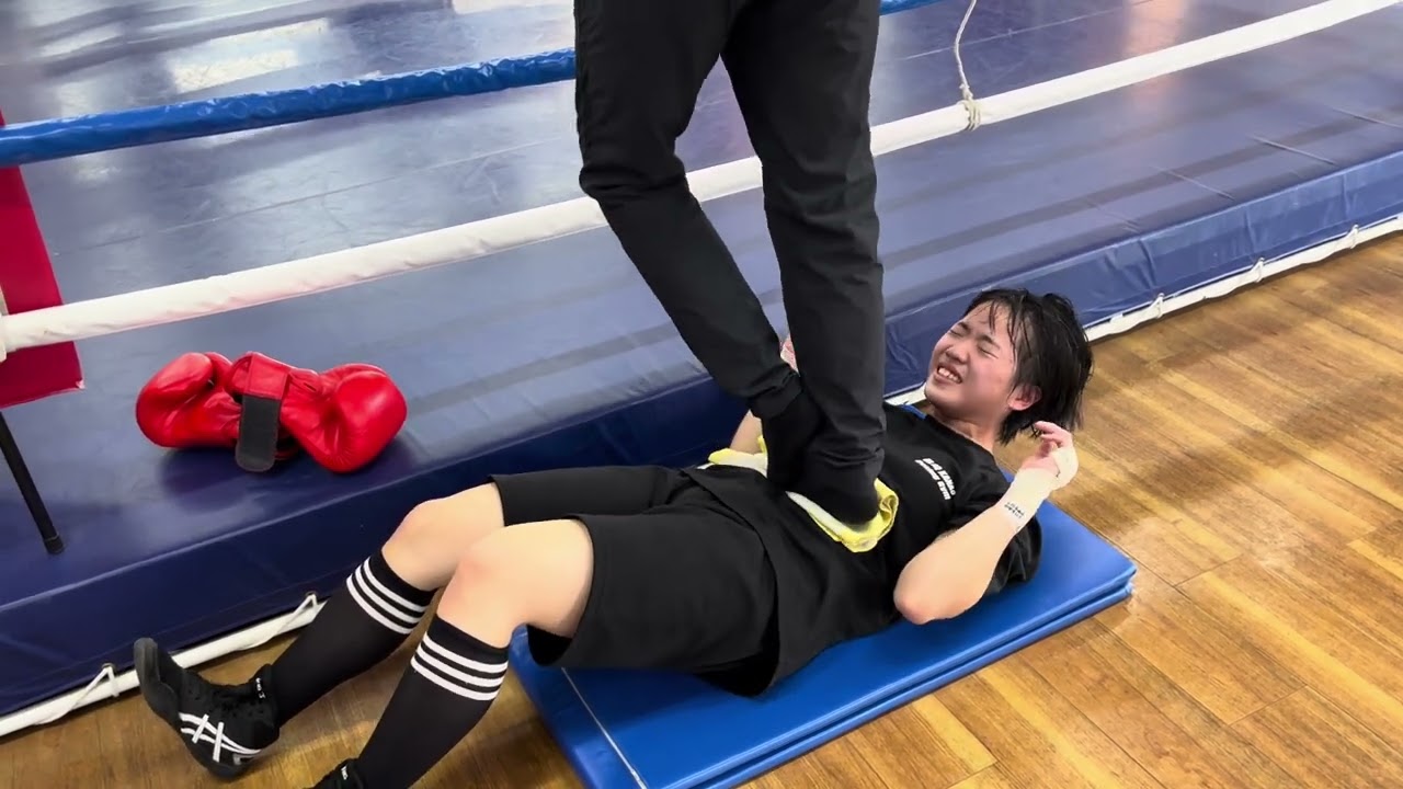 【踏む】腹筋トレーニング【Abdominal Training】