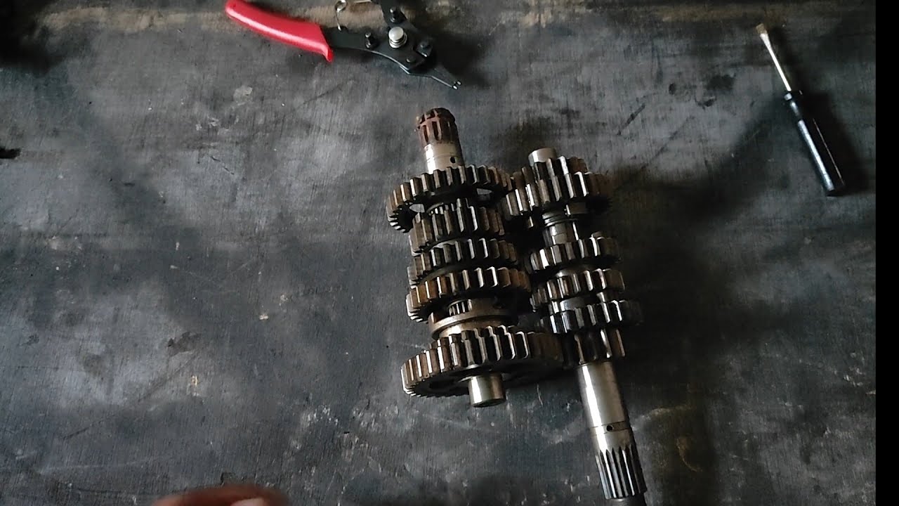 Cómo armar una caja de cambio de Honda Cbx Twister 250