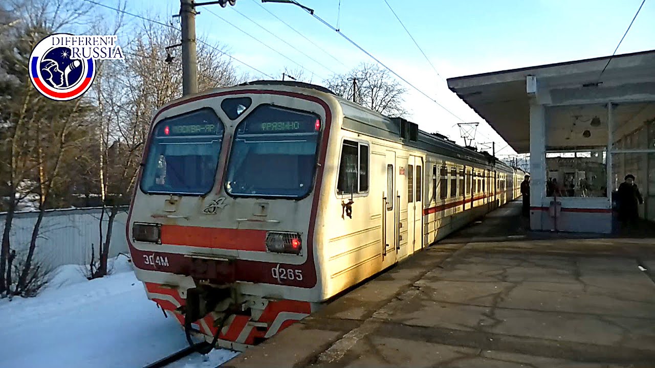 Provintial Russia: Life in a Small Russian Town // Commuter Train to Moscow //My Vision of Russia
