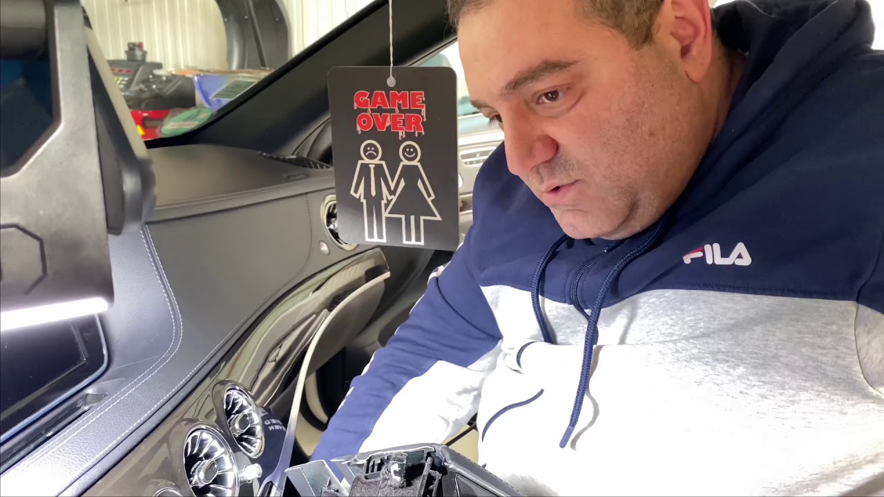 Установка CarPlay android box на Mercedes s classe w222