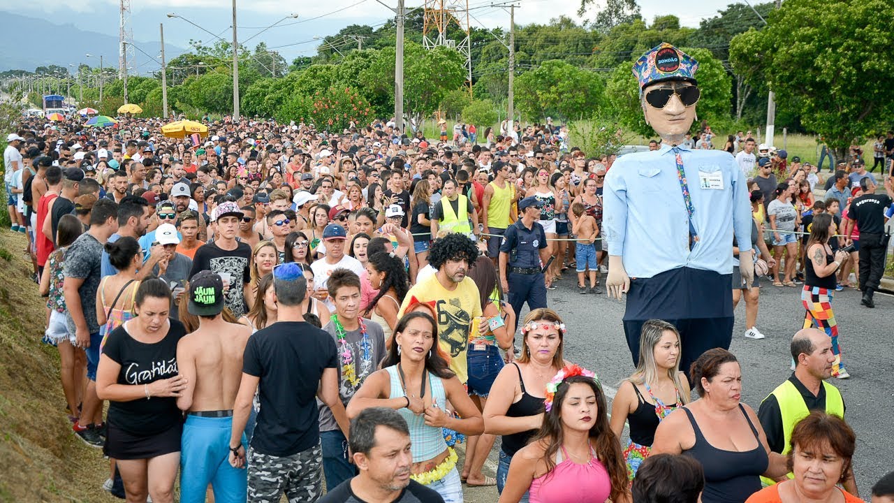 Bloco do Barbosa faz a festa dos foliões no pré-carnaval 2018 de Moreira César