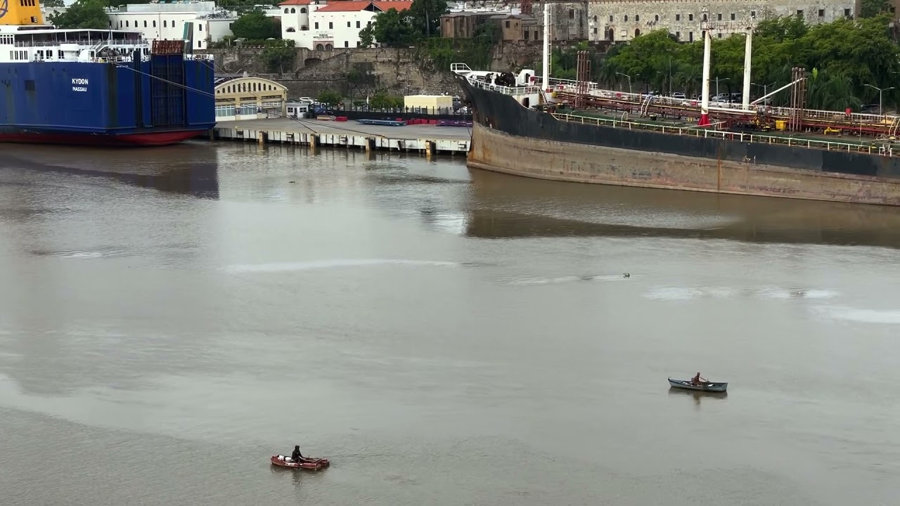 De pesca en el Río Ozama