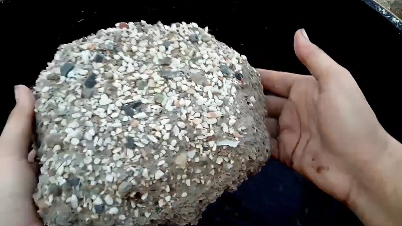 Crumbling by mini❣️white grainy chunks shapes crumbling in water+dry floor ASMR crumbling 😴🤤💦