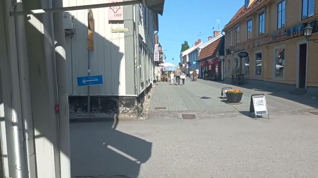 Beautiful tour of Mariefred town Sweden| walking tour of europe village #sweden #vlogs