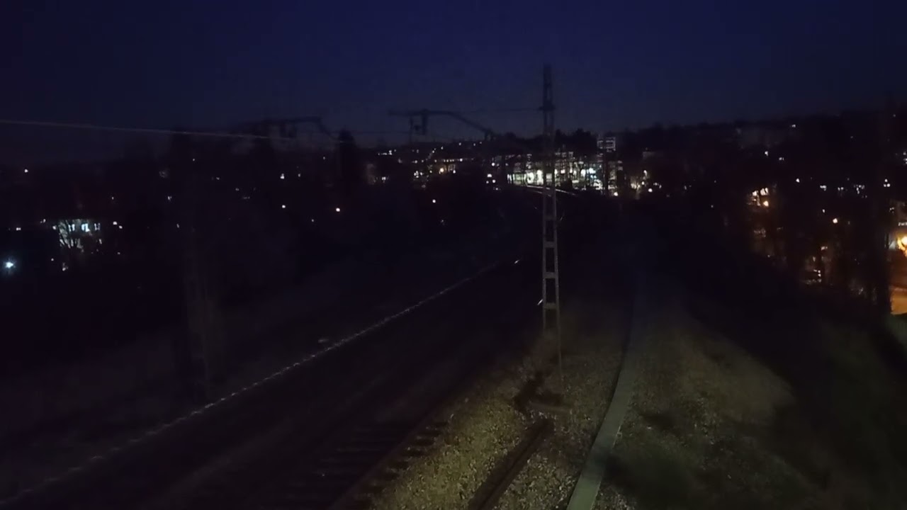 Renfe Cercanías UT-446 doble destino Las Rozas-Villalba saliendo de la estación de Pozuelo.