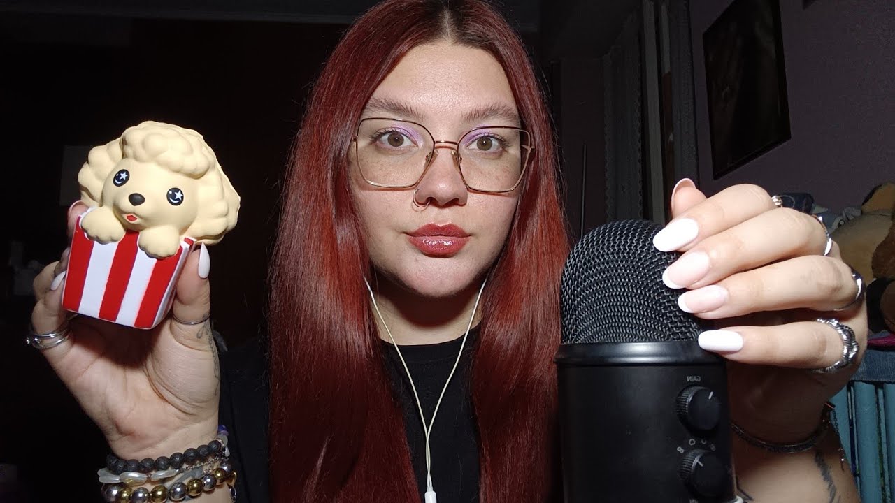VIDEO DEDICA PER GIULIA (Squishy, Mic Scratching, Tracing) 😴💜 | ASMR ITA