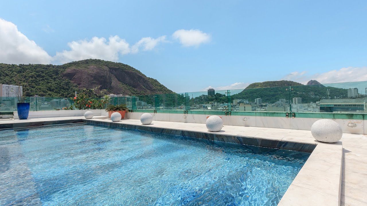 Luxurious penthouse with ocean view in Copacabana - Cop005