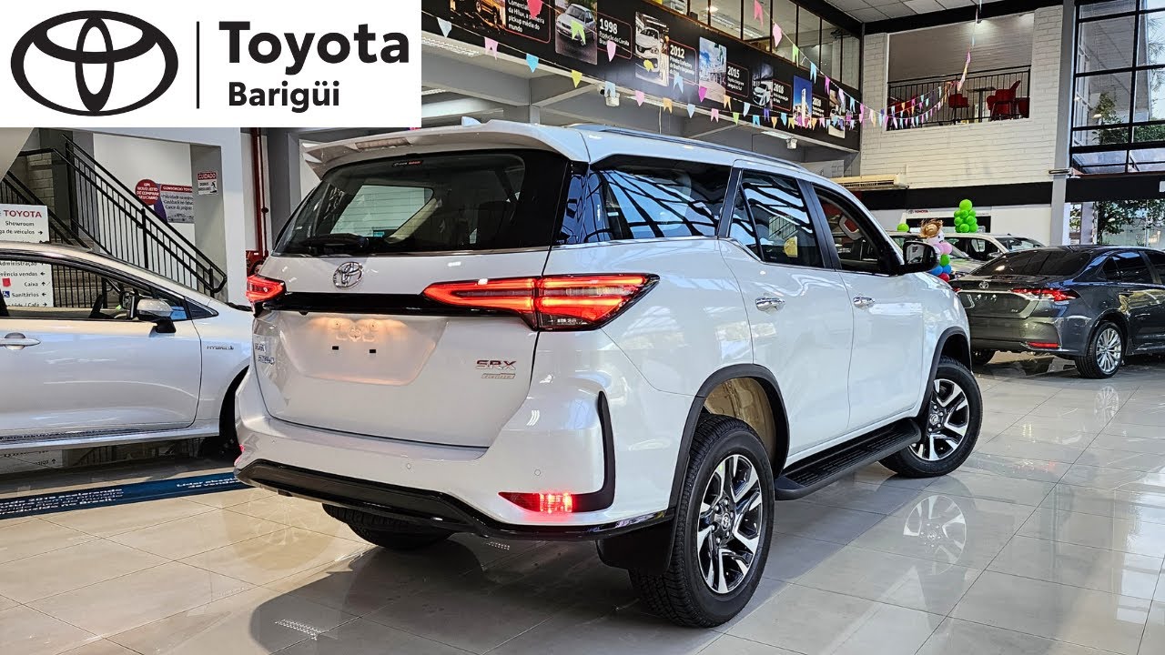 TOYOTA SW4 SRX PLATINUM 2024 TURBO DIESEL 4X4 0KM 5 LUGARES COM NOVO VISUAL DETALHES DO INTERIOR