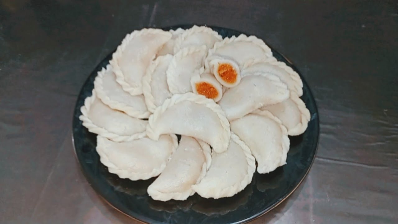 শীতের সেরা স্বাদের ভাপা পুলি পিঠা। ঠান্ডা হয়ে যাওয়ার পরেও নরম থাকবে। Vapa puli pitha।
