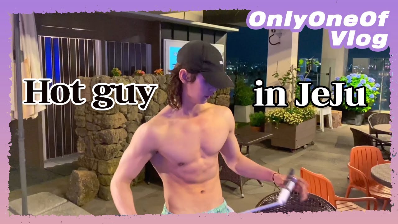 [Vlog] OnlyOneOf KB is NOT BANK #11 | Hot guy in JeJu