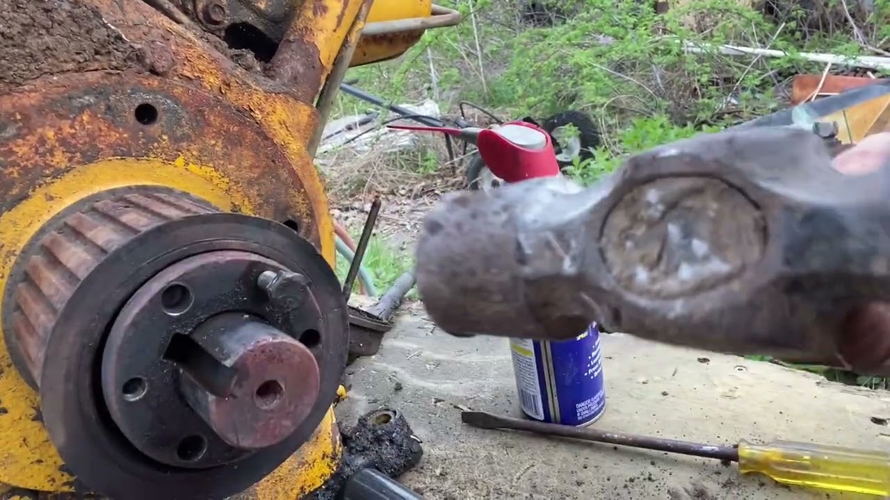 Подготовка двигателя Wisconsin для мини-погрузчика 23.04.24