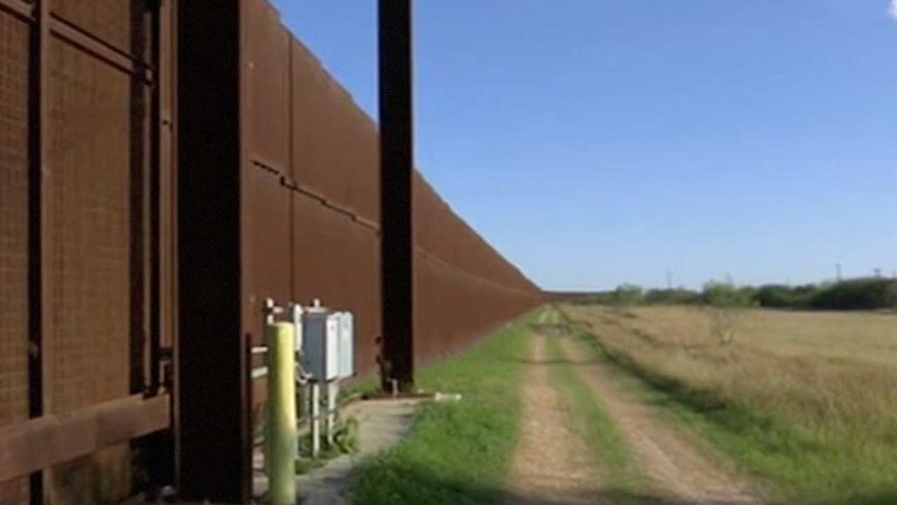 Mexicans form 'human wall' along border to protest Trump's wall