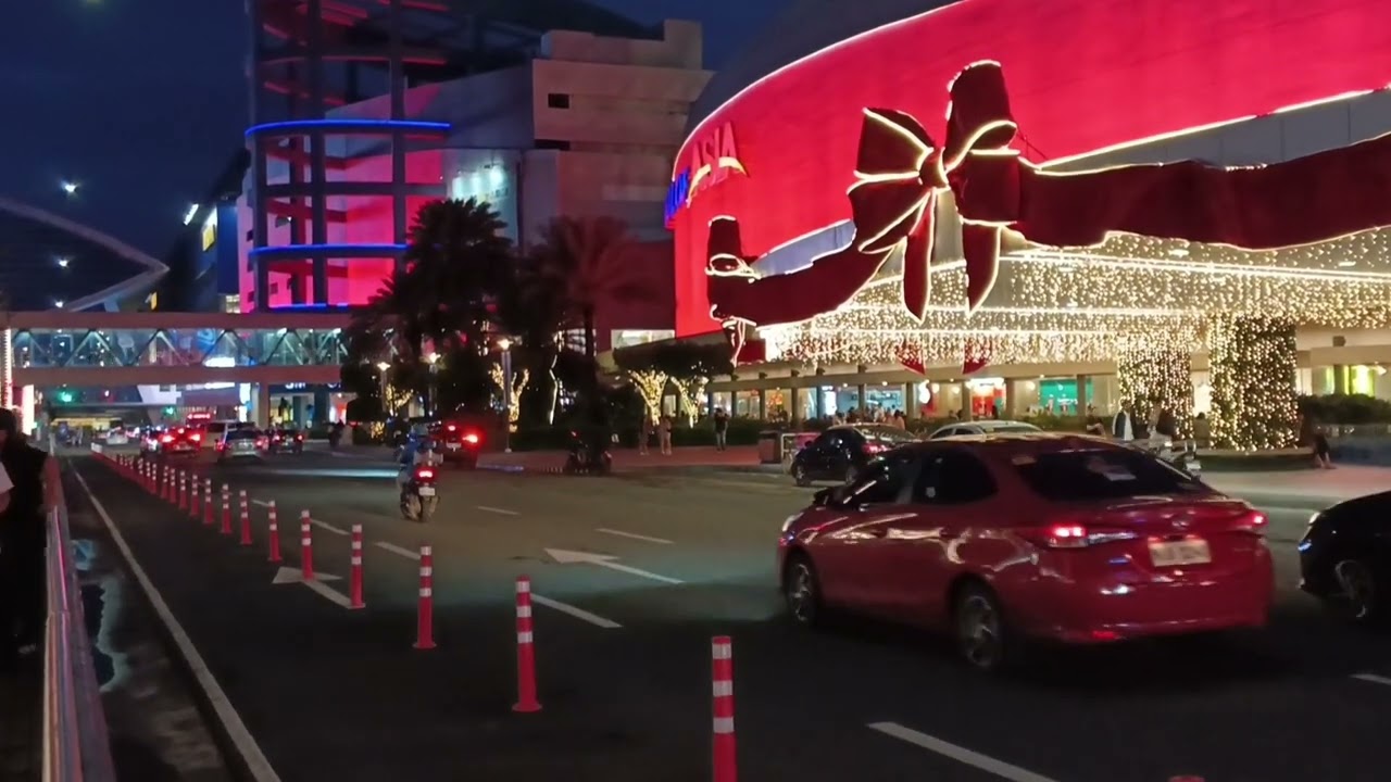 Beautiful Light's and place @SM MOA..