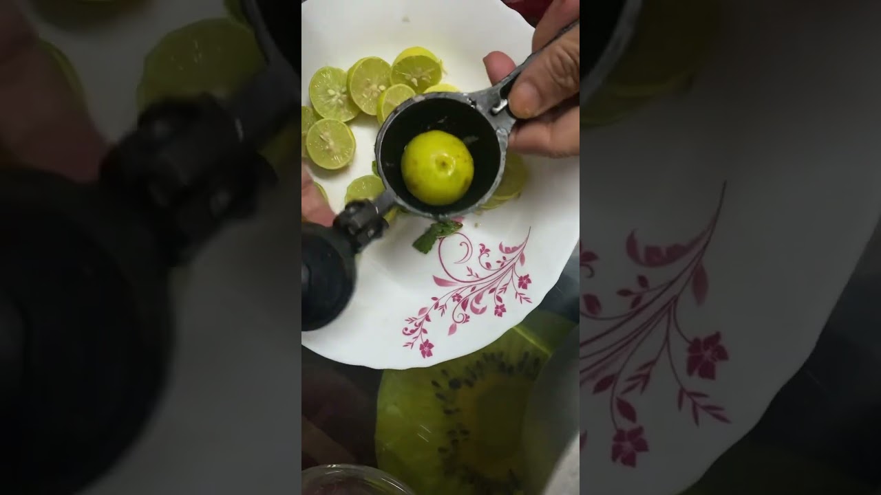 Beat the heat with this lemonade 🍋🍋