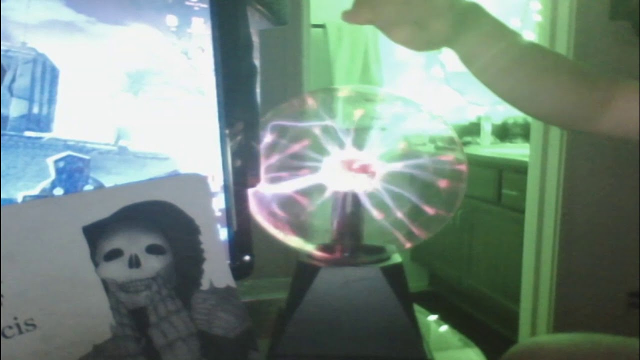 TeslAutis: Autistic manchild gives himself electro-shock therapy