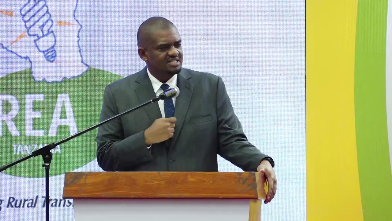 HAFLA YA KUSAINI MIKATABA YA KWAAJILI YA KUSAMBAZA UMEME KWENYE VITONGOJI 9000