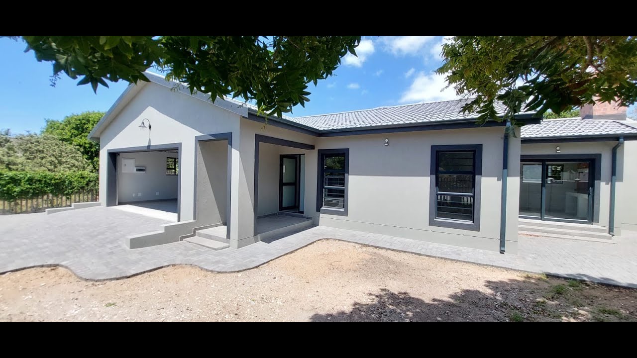 3 Bedroom 2 Bathroom Home For Sale Aston Bay